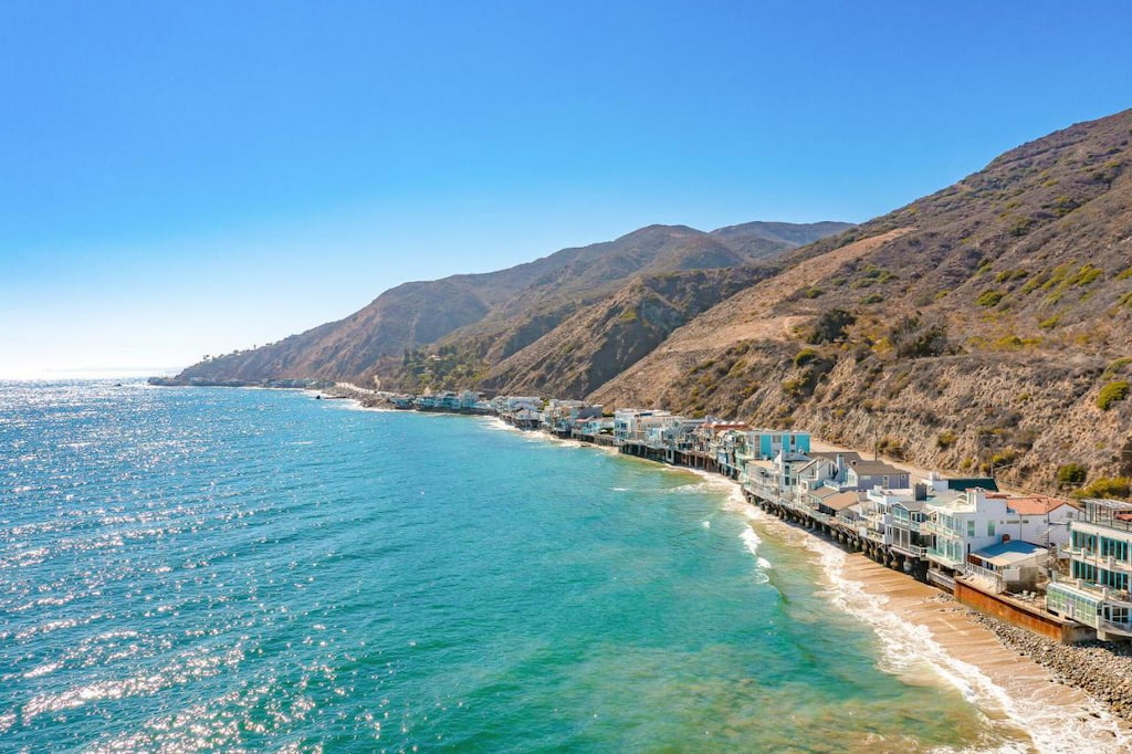 best boutique hotels in Malibu California on a sunny day 